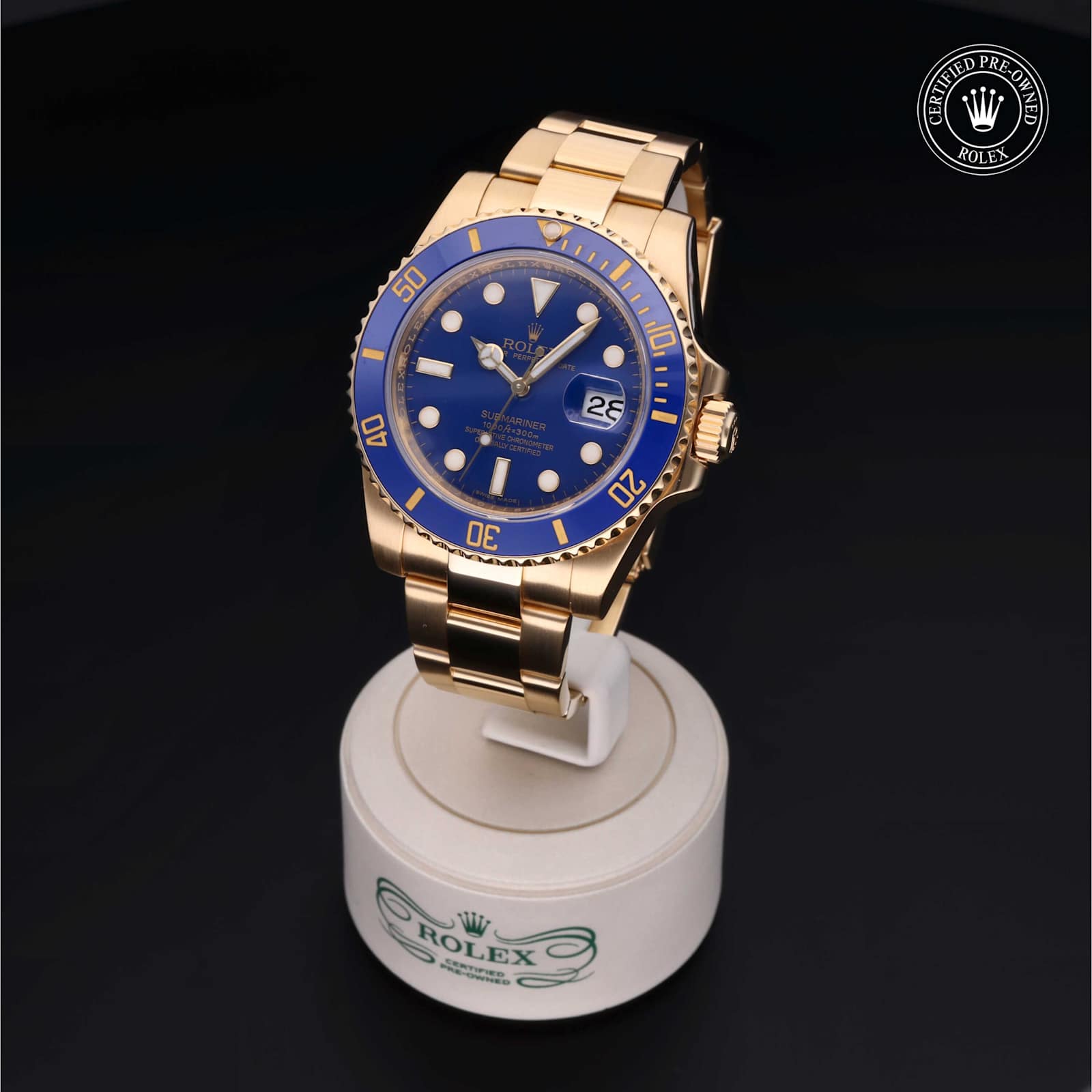 Submariner Date alternate view 5