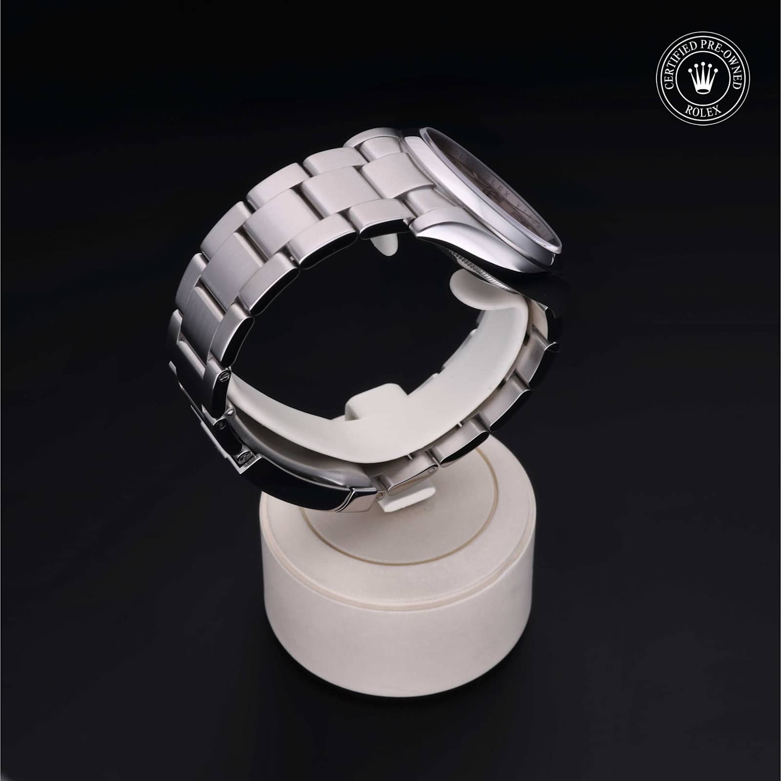 Rolex Oyster Perpetual in Steel, 114200 - Bucherer