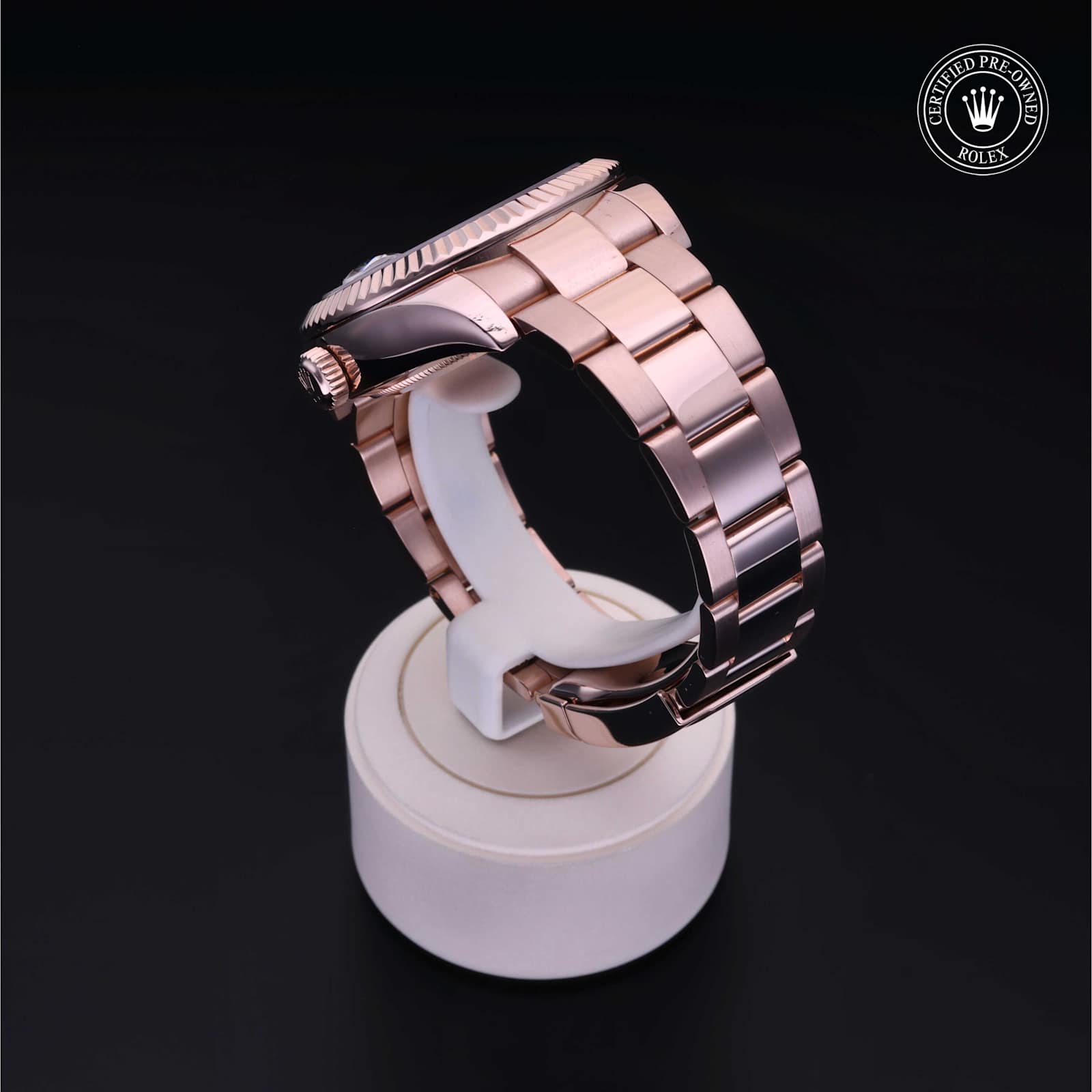 Rolex Sky-Dweller in Rose Gold, 326935 - Bucherer