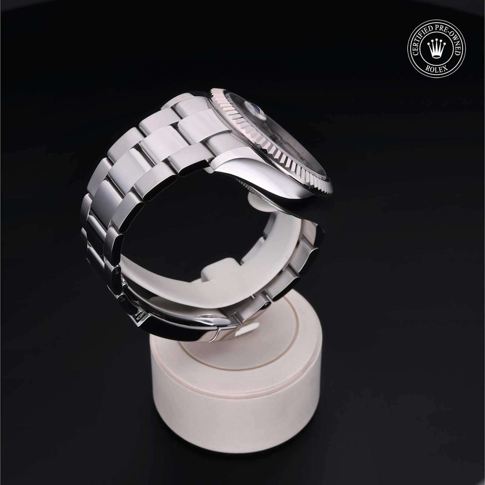 Rolex Sky-Dweller in Steel, 326934 - Bucherer
