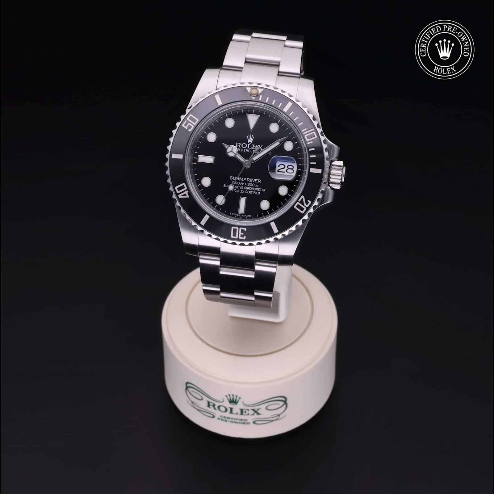 Submariner Date alternate view 4