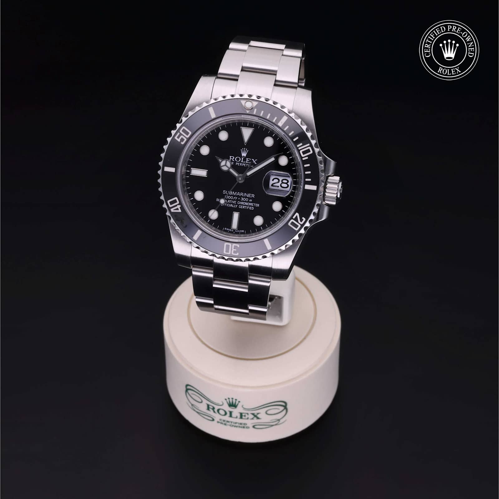 Submariner Date alternate view 4
