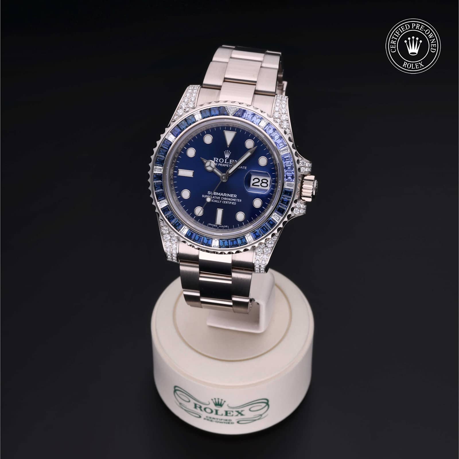 Submariner Date alternate view 4