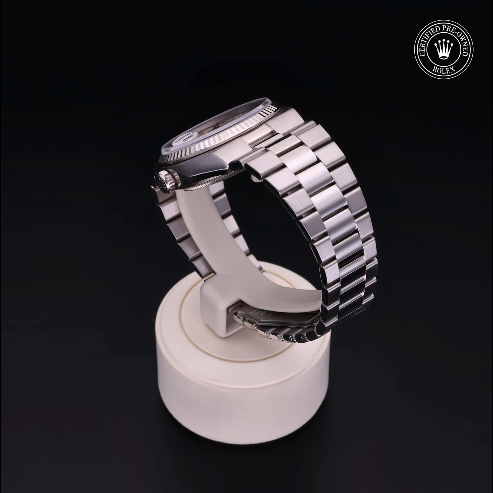 Rolex Oysterquartz in White Gold, 19019 - Bucherer