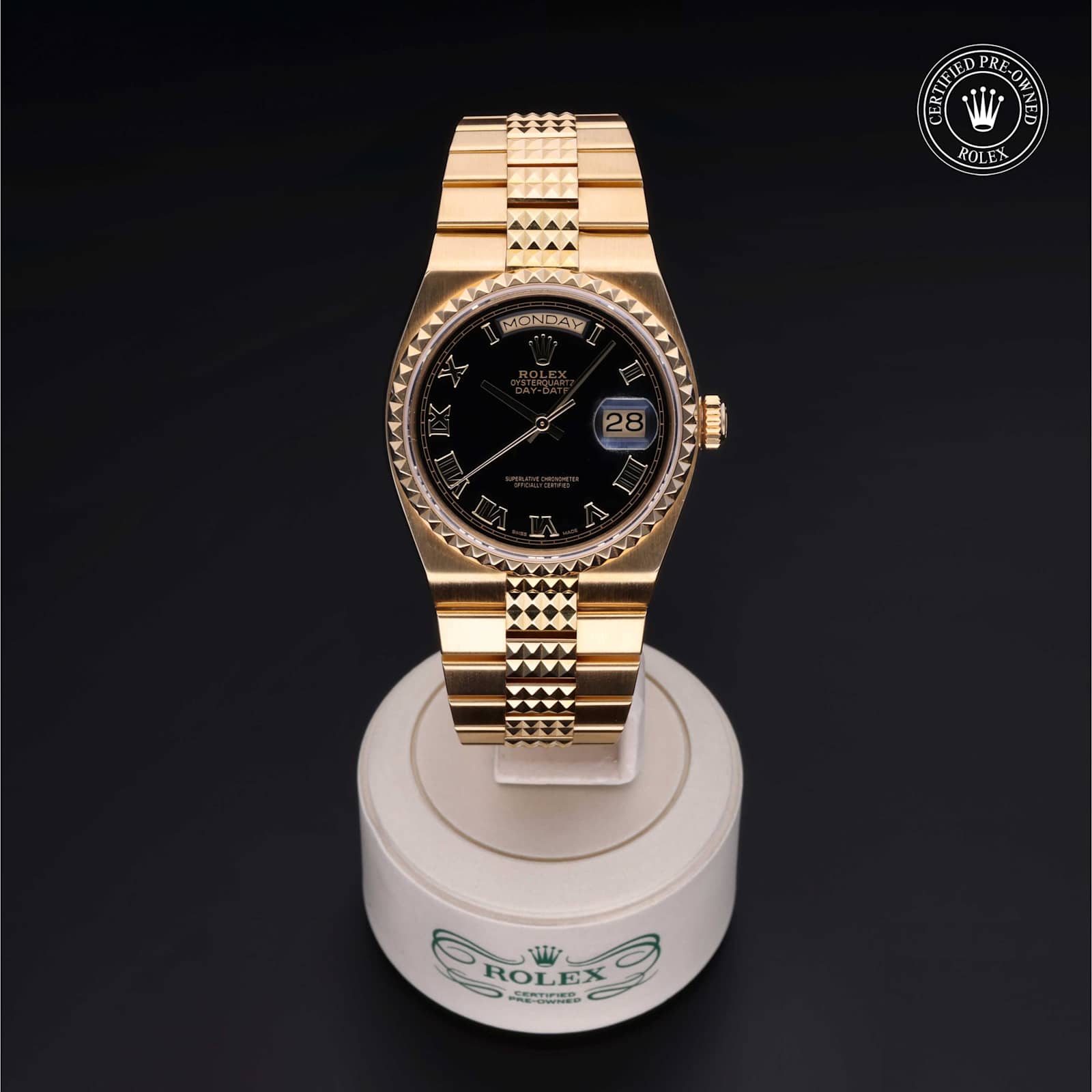 Rolex Oysterquartz in Yellow Gold, 19028 - Bucherer