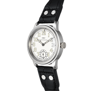 IWC Schaffhausen Pilot's Watch in Platinum, IW325405 - Bucherer