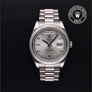 Rolex Day-Date i Hvidguld, 218239 - Bucherer