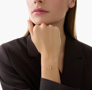 Possession 
, , hi-res