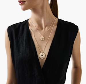 Possession 
, , hi-res