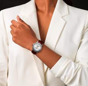 Breitling Navitimer in Stainless steel, A17395211A1P1 - Bucherer