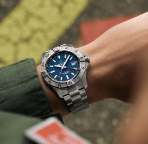 Avenger 44 GMT
,