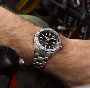 Avenger 44 GMT
,