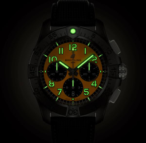Avenger B01 Chronograph 44
,