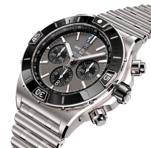 Chronomat SUPER Chronomat B01 44
, 