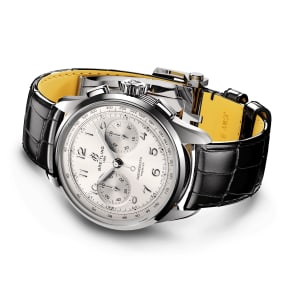 Premier B09 Chronograph 40, 