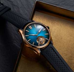 H. Moser & Cie. Pioneer in Bicolour, 3804-0901 - Bucherer
