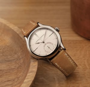 Classic Origin White
,