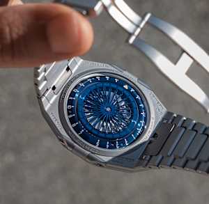 Urwerk  in Bicolour, UR-10 Spacemeter Blue - Bucherer