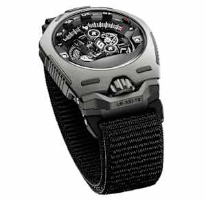 Urwerk UR-300 in Titan, UR-300 Time Quantum Titanium - Bucherer