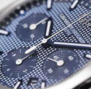 Girard-Perregaux Laureato in Rose Gold, 81020-52-432-52A - Bucherer