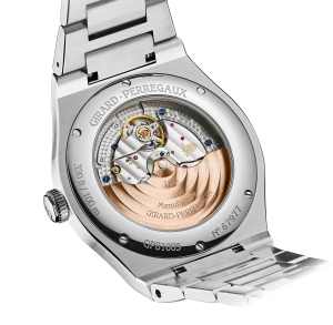 Girard-Perregaux Laureato in Stainless steel, 81005-11S3464-1CM - Bucherer
