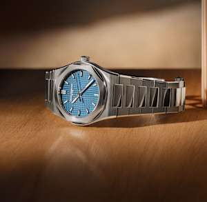 Girard-Perregaux Laureato in , 81008-11-3530-1CM - Bucherer
