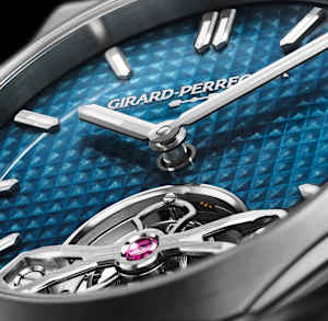 Girard-Perregaux Laureato in , 99116-11-3528-1CM - Bucherer