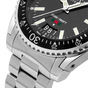 Gucci Gucci Dive in Stainless steel, YA136301 - Bucherer