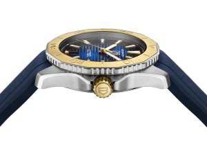 Aquaracer 
, 