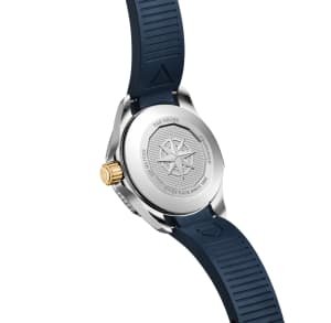 Aquaracer
,