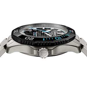 TAG Heuer Aquaracer in Titanium, WBP5182.BF0010 - Bucherer