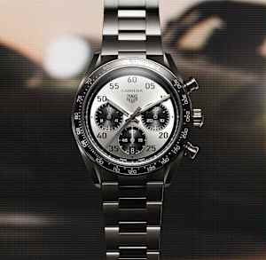 TAG Heuer Carrera in Steel, CDB2113.BA0054 - Bucherer