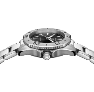 Aquaracer
,