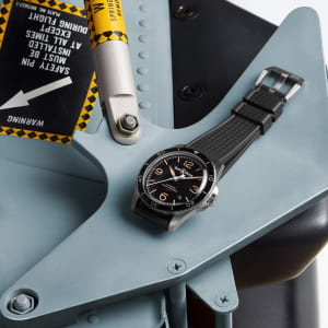 Bell & Ross BR V2 in Stainless steel, BRV292-HER-ST/SRB - Bucherer