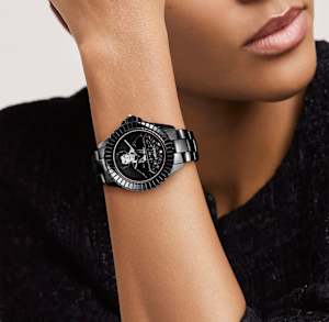 Chanel J12 in Ceramic, H10313 - Bucherer