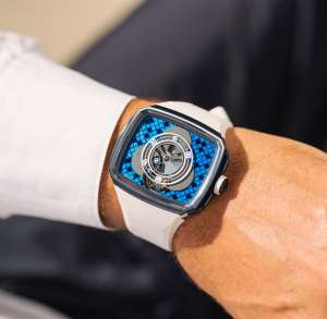 Hautlence Vagabonde en Bicolore, AD30-ST02 - Bucherer