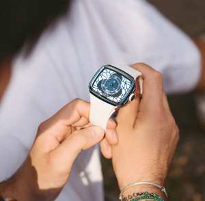 Hautlence Vagabonde en Bicolore, AD30-ST03 - Bucherer