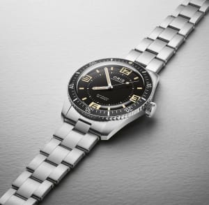 Divers Sixty-Five
,