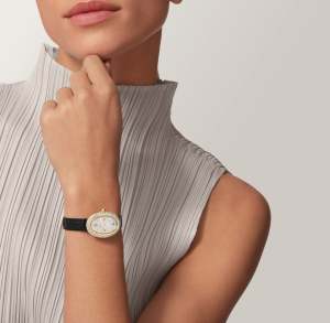 Cartier Baignoire in Yellow gold, WJBA0043 - Bucherer