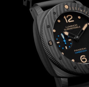 Panerai SUBMERSIBLE in Carbon, PAM00616 - Bucherer