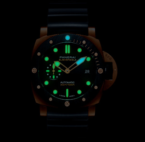 Panerai SUBMERSIBLE in Rose Gold, PAM02070 - Bucherer