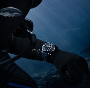 Panerai SUBMERSIBLE in Titanium, PAM01495 - Bucherer