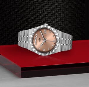 Royal Date+Day
, 