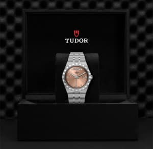 Royal Date+Day
, 