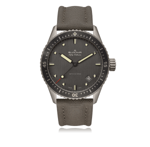 Fifty Fathoms Bathyscaphe, 