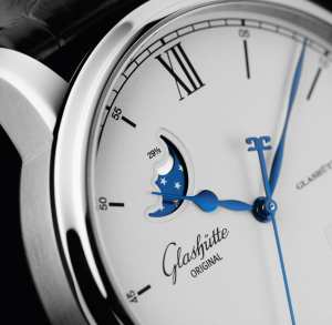 Senator Excellence Panoramadatum
,