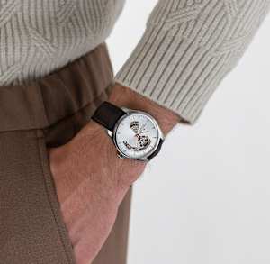 Hamilton Jazzmaster in Steel, H32675551 - Bucherer