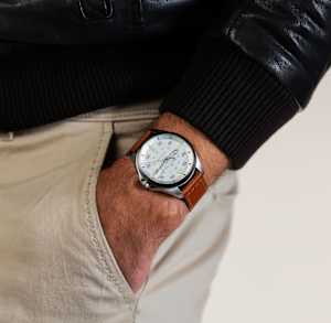 Hamilton Khaki in Steel, H64635550 - Bucherer