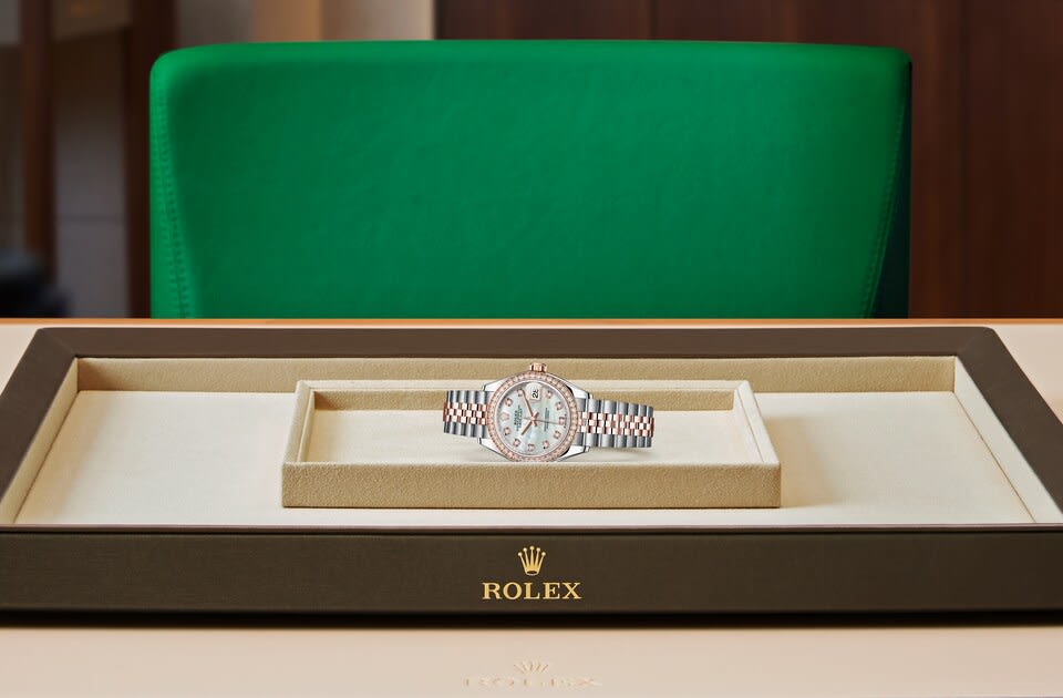 Rolex Lady-Datejust 28 in Everose Rolesor - combination of  