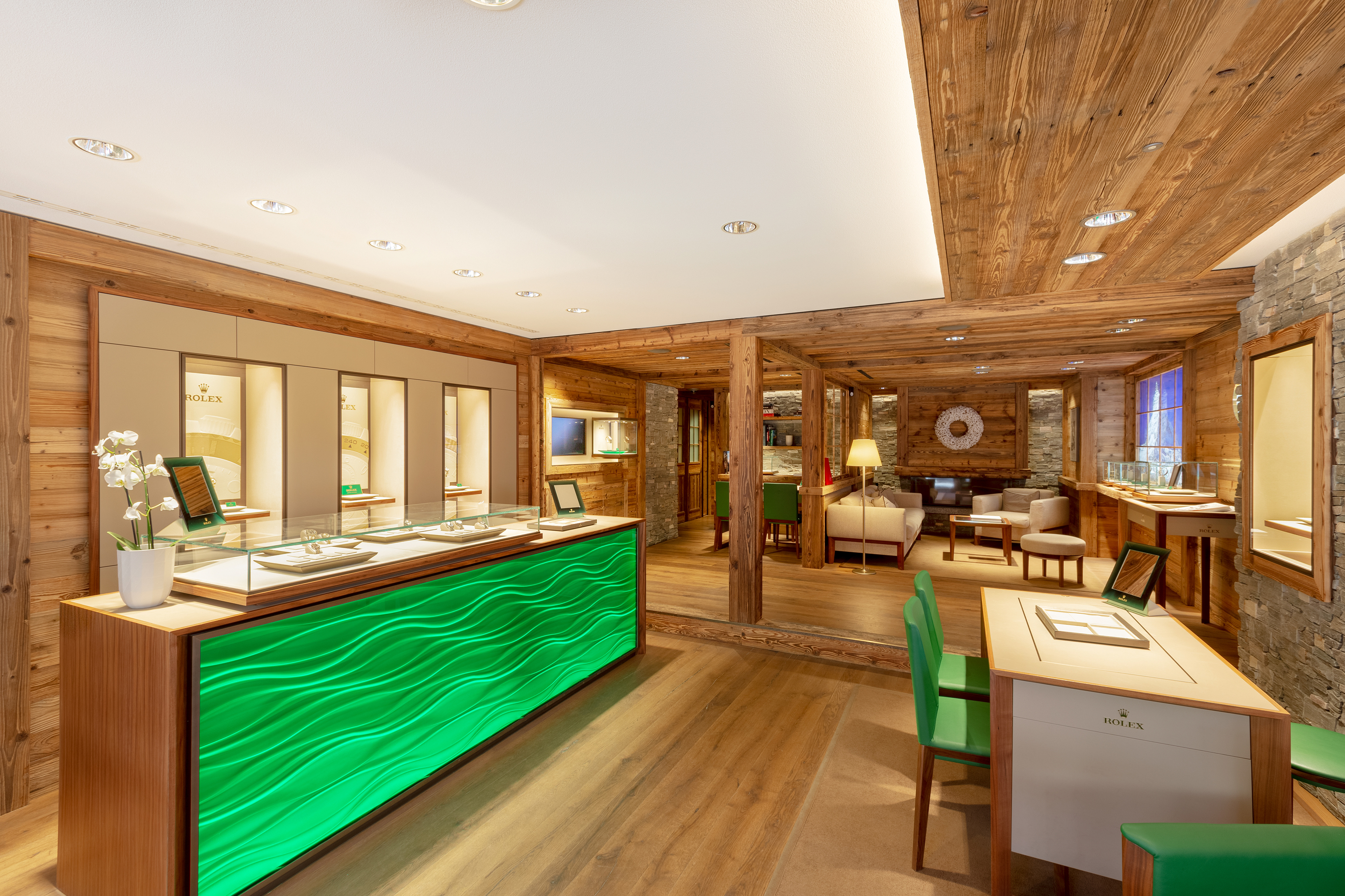 rolex-contact-zermatt-bahnhofstrasse_portrait